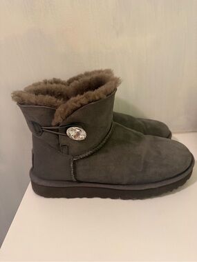 UGG bling bailey button boot
